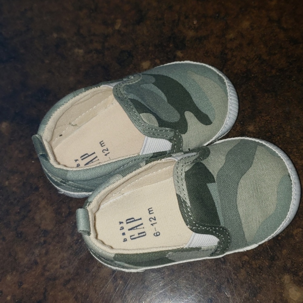 Baby GAP Camo Camouflage slip on shoes 3 6 12
